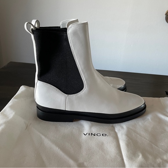Like New Vince Cecil White Leather Chelsea Ankle Boot - Picture 2 of 6
